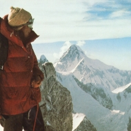 PANIE W GORACH, Anna Okopinska na szczycie Gasherbrum II. Foto H. Krüger, Syrokomska 